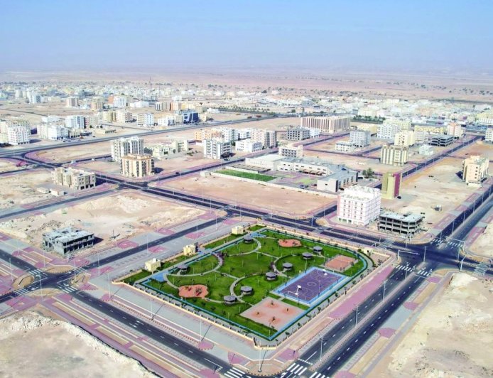 الدقم .... نافذة عُمان للانطلاق إقليميًا وعالميًا عبر بوابة اللوجستيات ومشاريع الطاقة