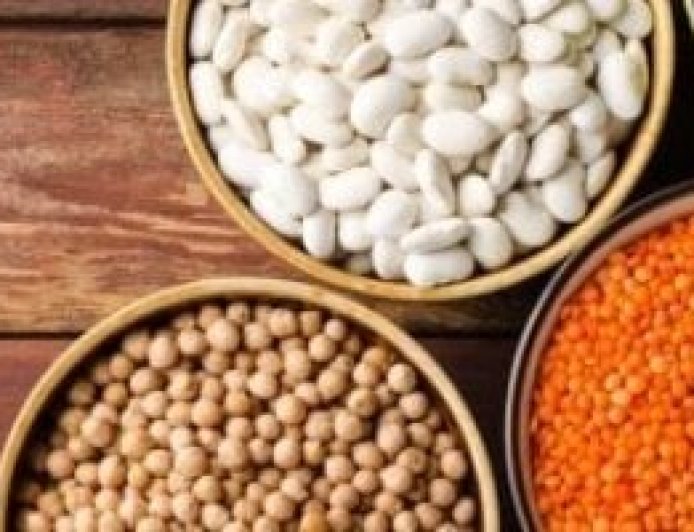 أطعمة تبدو آمنة لكنها تتحول إلى خطر بعد انتهاء صلاحيتها