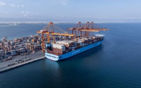 ميناء صلالة العُماني يسجل أعلى أداء تشغيلي في تاريخه ويعزز الشراكات الدولية