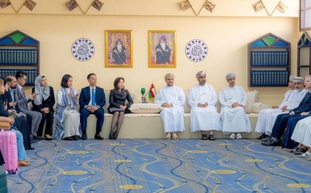 عُمان وتايلاند تبحثان تعزيز التعاون فـي مجال صناعة المأكولات البحرية