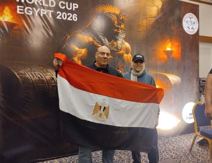 الكابتن محمد سليمان… بطل العالم في القوة البدنية يرفع علم مصر أربع سنوات متتالية