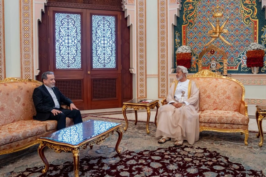 سلطان عُمان يستقبل وزير الخارجية الإيراني  وعراقجي يُشيد بجهود عُمان الدبلوماسية