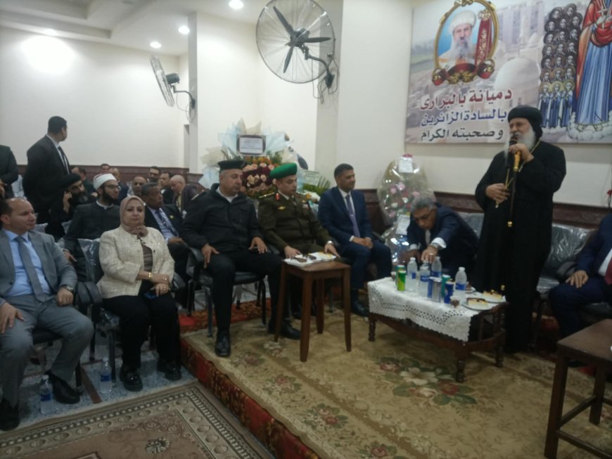 محافظ الدقهلية ومدير أمن الدقهلية يقدمان التهنئة للأخوة الاقباط بمناسبة عيد القيامة المجيد