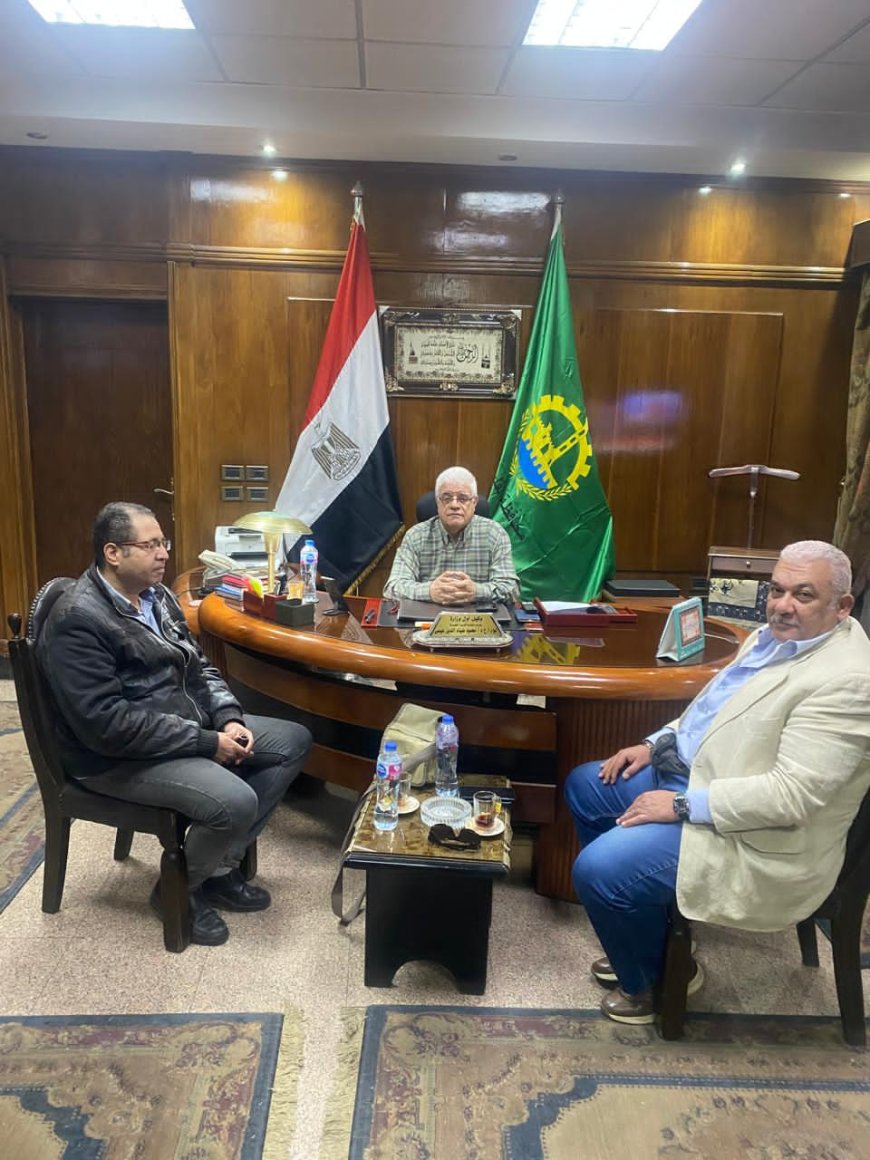 شبرا الخيمة على خريطة الصناعة.. رئيس المدينة: لا تهاون مع أي مخالفات تمس صحة المواطن.