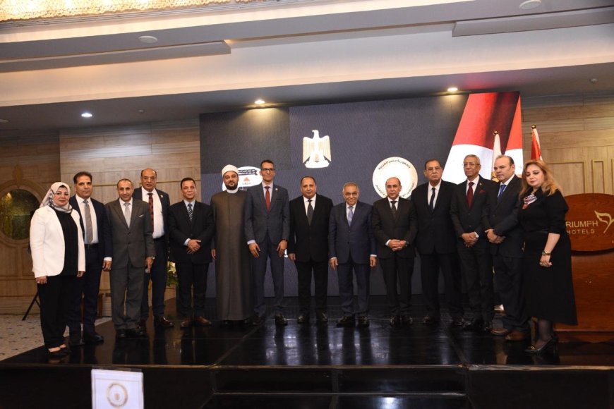 الاتحاد العام للجمعيات والمؤسسات الأهلية يهنئ الشعب المصري  و فخامة الرئيس عبد الفتاح السيسي رئيس الجمهورية بثورة 30 يونيو 