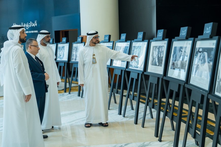 -  الأرشيف والمكتبة الوطنية يواصل استقبال زوار معرض "يوم عهد الاتحاد"