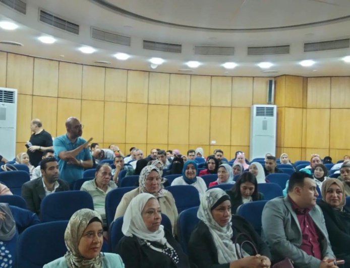 "دور الجمعيات الأهلية في التصدي للقضية السكانية"