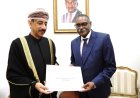 عبد الله الرحبي سفير عُمان المعتمد لدى مصر يقدم نسخة من أوراق اعتماده سفيرًا فوق العادة ومفوضًا غير مقيم لدى أنجولا