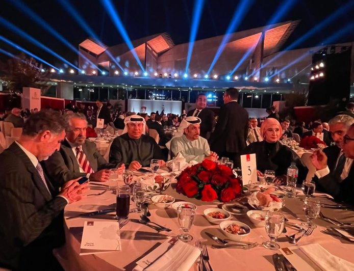 الإمارات تؤكد حرص الشركات الإماراتية على تعزيز استثماراتها في قطاع الطيران المصري